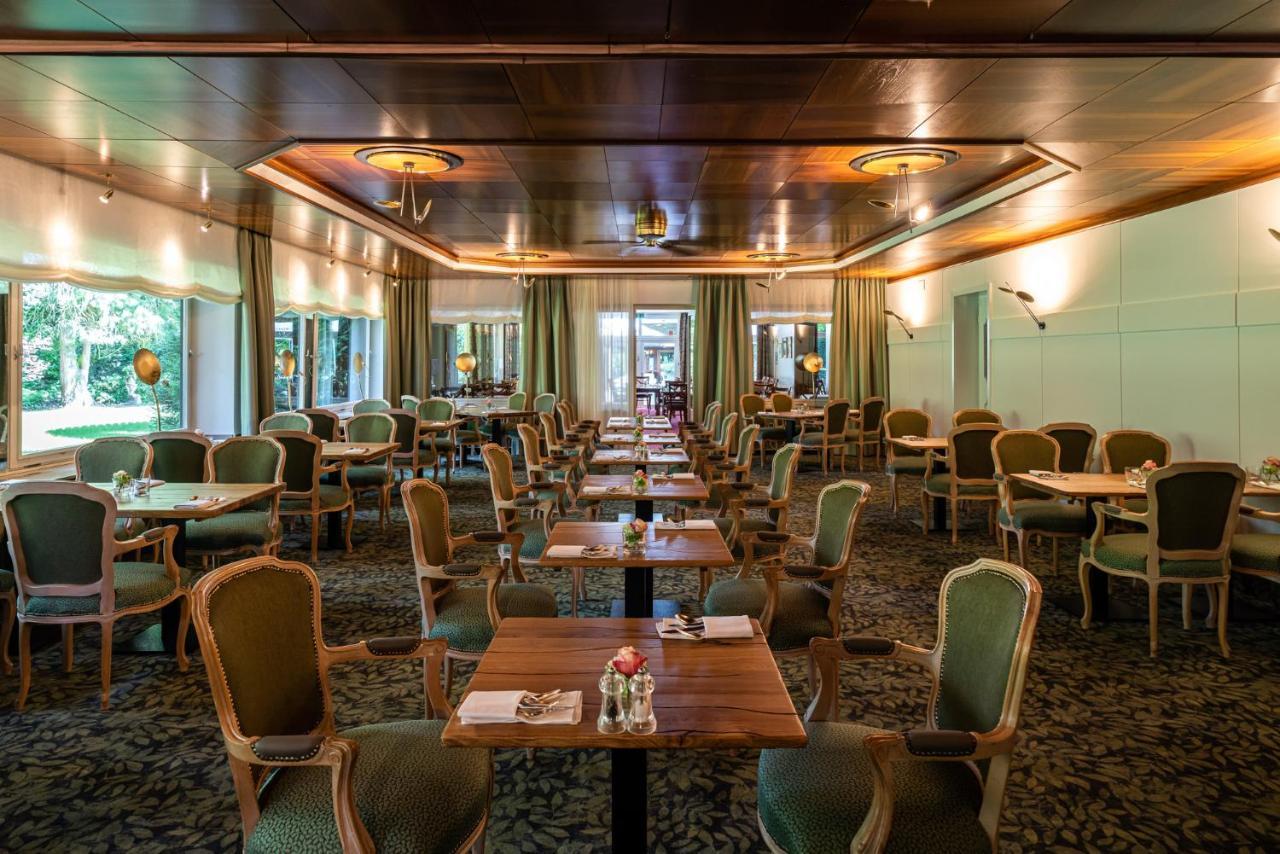 Waldhotel Tannenhaeuschen Везель Экстерьер фото